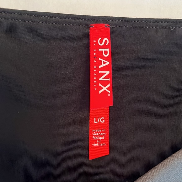 Spanx Faux Leather Moto Leggings - Picture 6 of 7